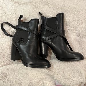 SUPER CHIC Coach leather booties!!!